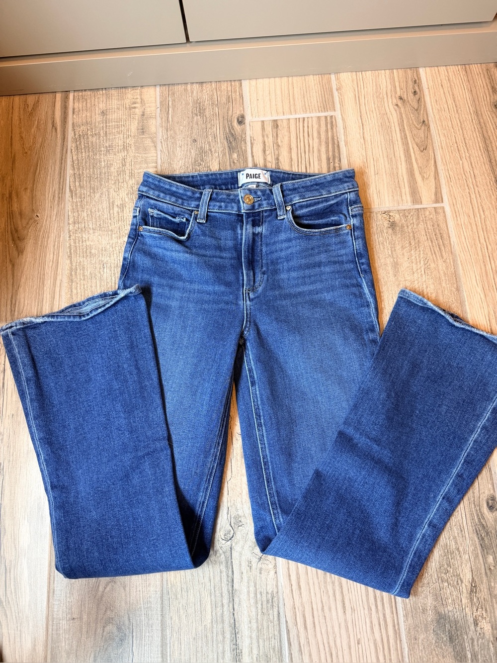 PAIGE High Ruse Laurel Canyon Boot-Cut Jeans. 28. EUC